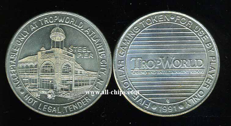 T TWD-5f $5 Tropworld Slot Token GDC Mint Mark